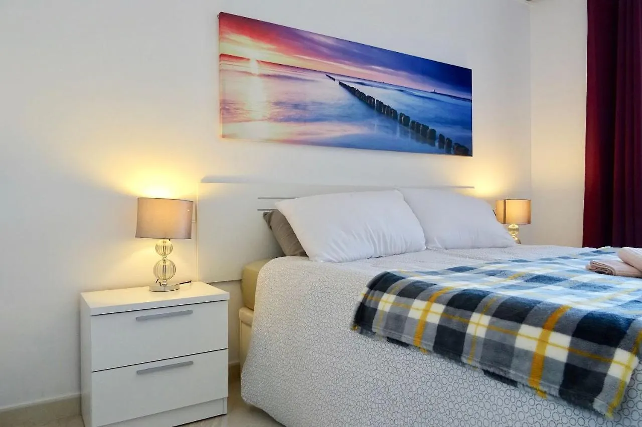 City Centre Vacation ! With Sea And Mountain Views In The Heart Of Fuengirola Apartment